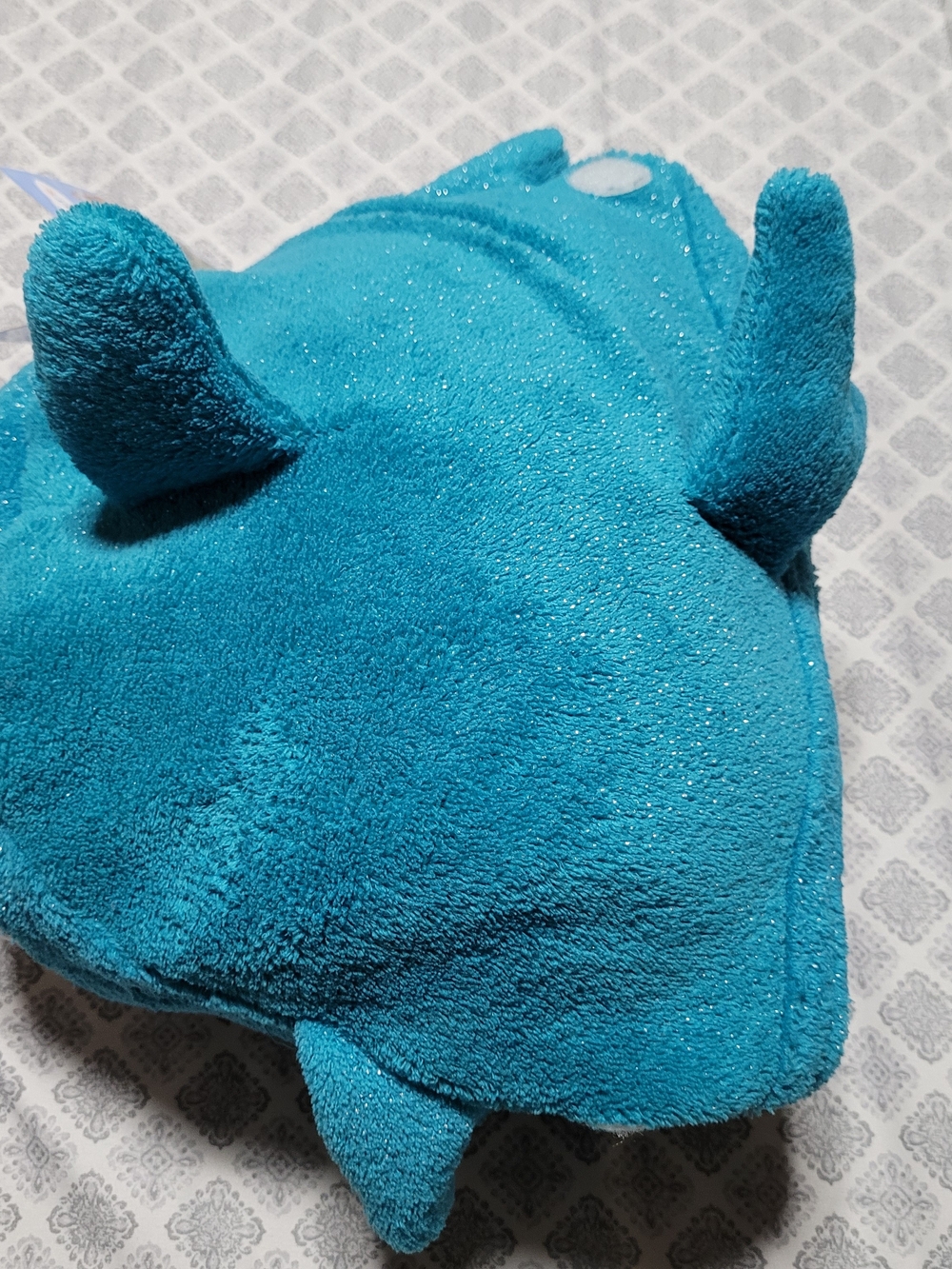 Kids Blanket- Sharky Animal Hoodie. Teal/Blue Corlor. Machine Washable. - Picture 5 of 8